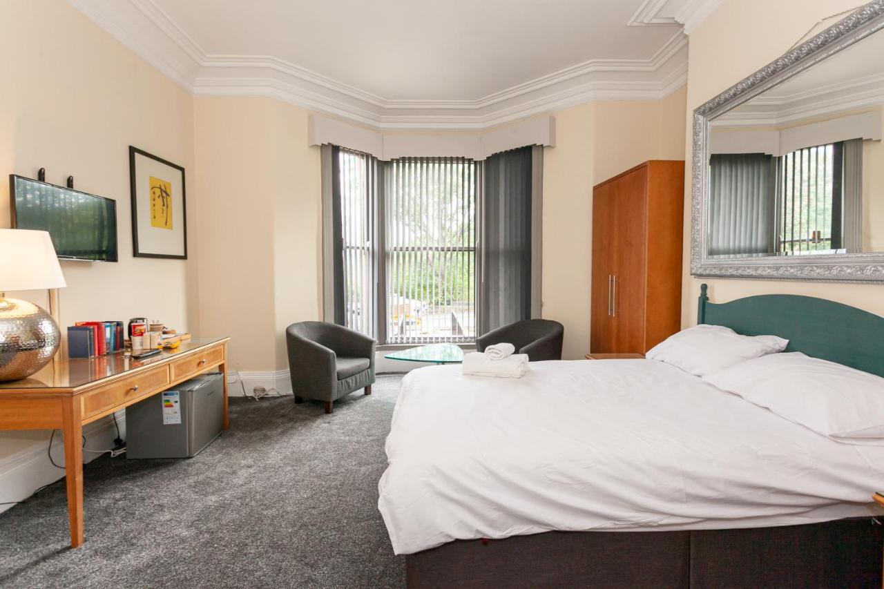 Townhouse No 12 Hotel Huddersfield Eksteriør billede