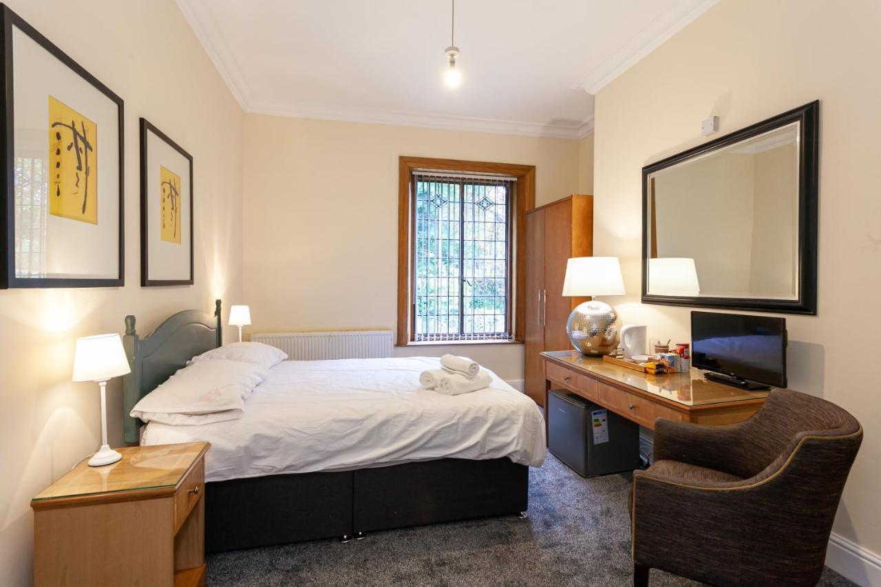 Townhouse No 12 Hotel Huddersfield Eksteriør billede
