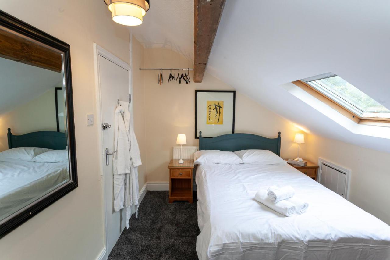 Townhouse No 12 Hotel Huddersfield Eksteriør billede