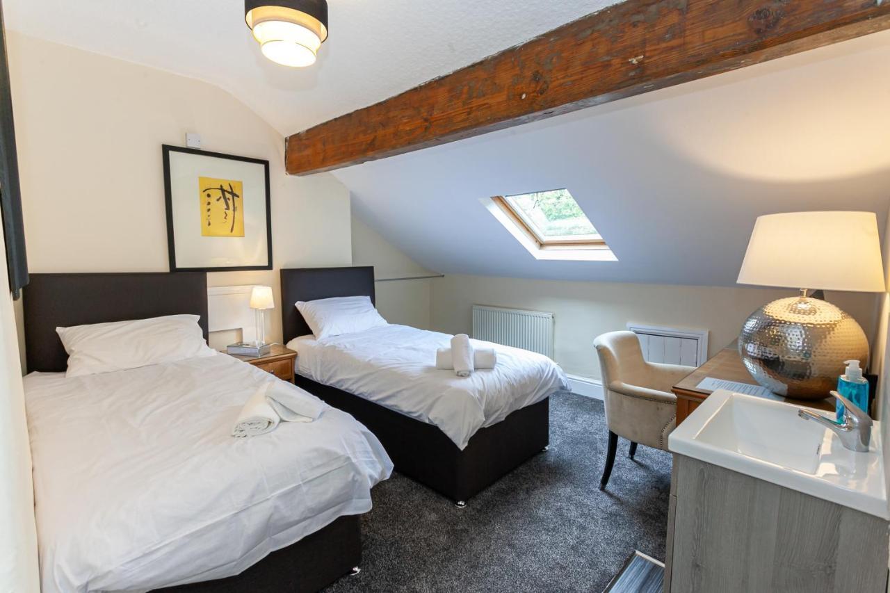 Townhouse No 12 Hotel Huddersfield Eksteriør billede