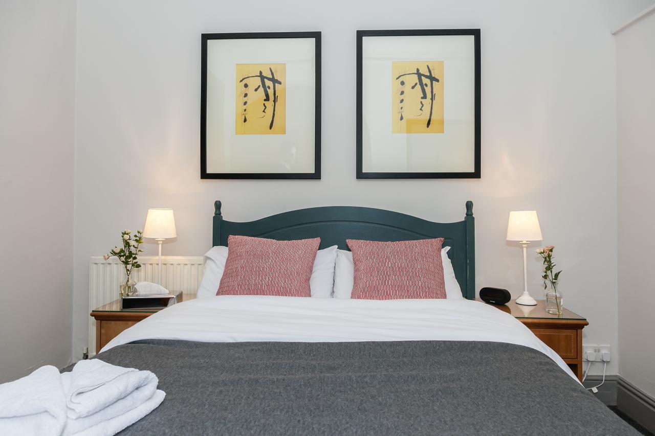 Townhouse No 12 Hotel Huddersfield Eksteriør billede